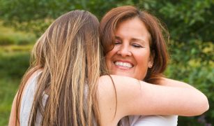 Sfaturi pentru părinți cu copii adolescenți -conectarea e importanta