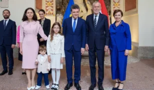 familia presedintelui nicusor dan in vizita oficială din austria
